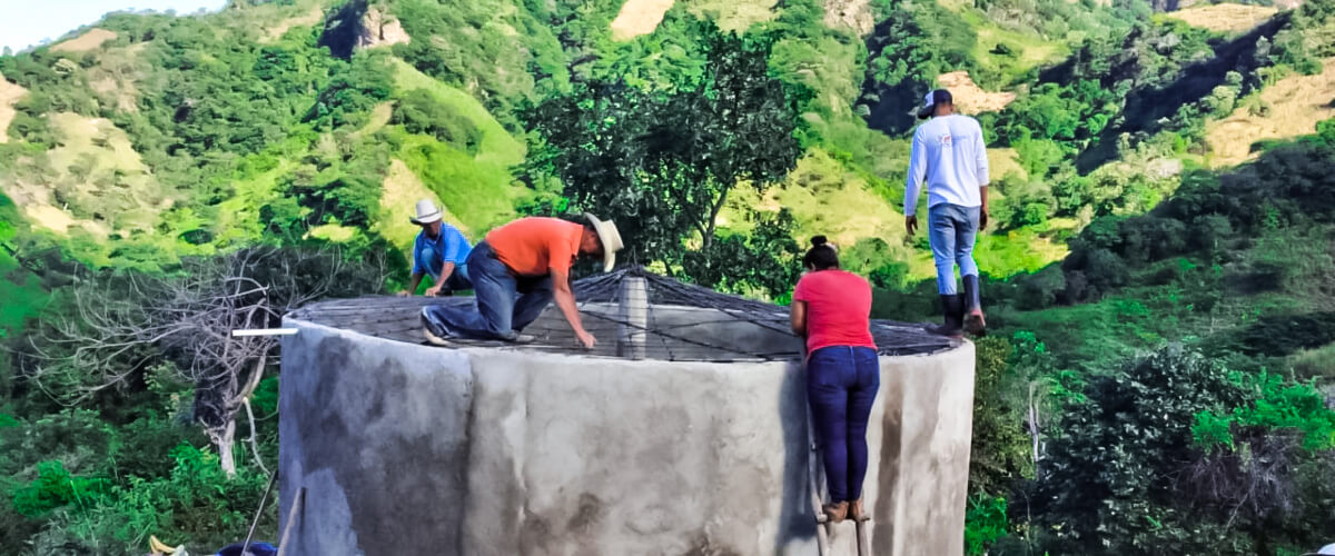 A través de energía fotovoltaica se abastecerá de agua a la comunidad El Santuario