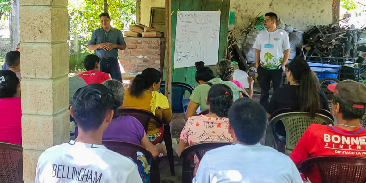 Comunidad Isla El Espíritu Santo aprueba su Plan Comunitario de Desarrollo para los próximos diez años