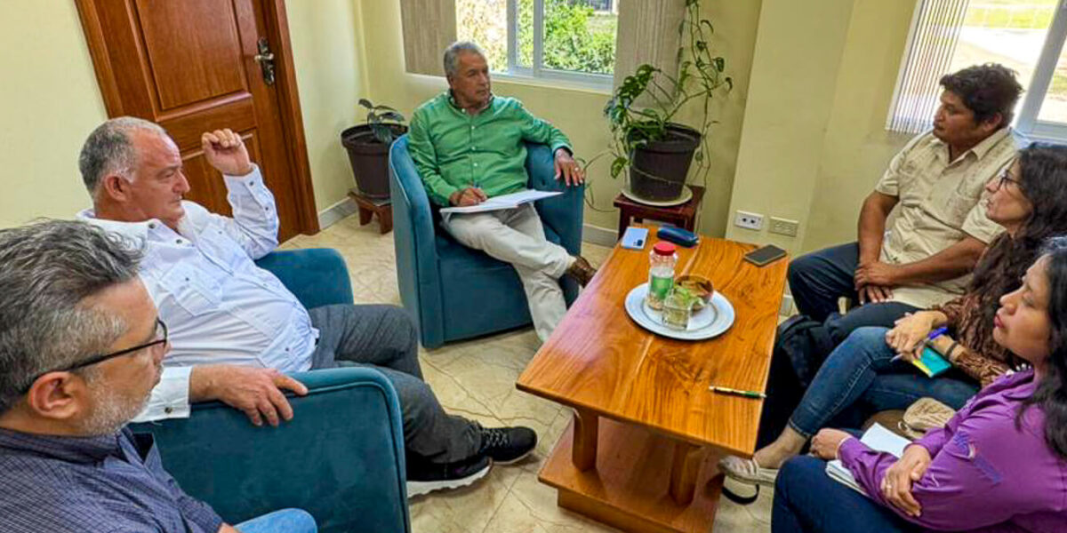 ACICAFOC fortalece el diálogo institucional para la conservación y el desarrollo sostenible en comunidades indígenas de Belice