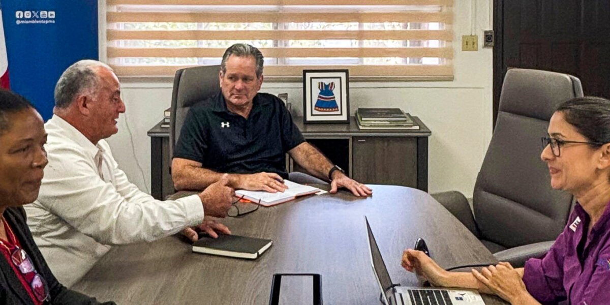 ACICAFOC presenta el Programa Comunidades Vivas al Ministerio de Ambiente de Panamá