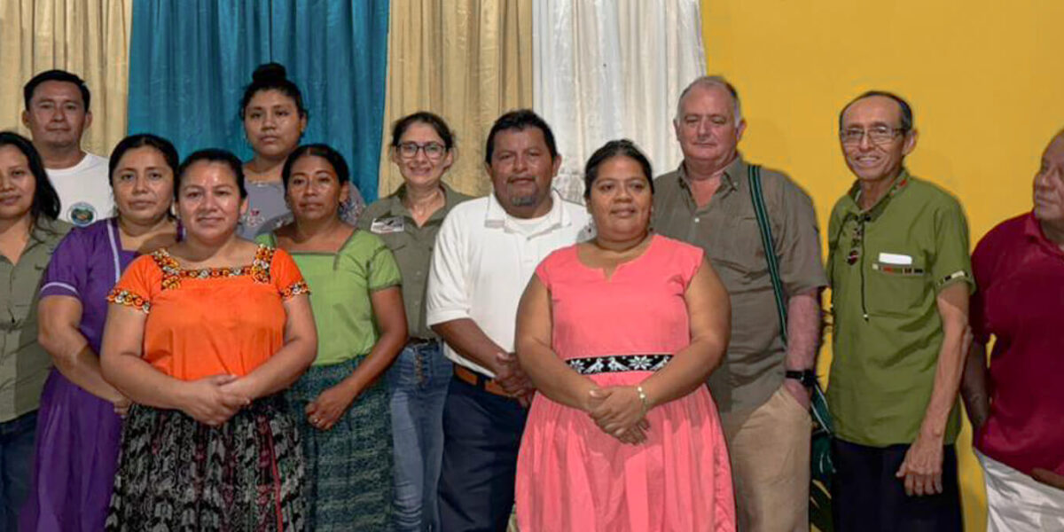 San Pedro Columbia oficializa el inicio del Programa Comunidades Vivas con la firma del acta de consentimiento